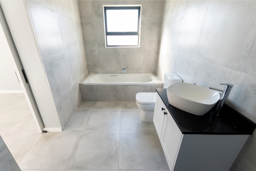 3 Bedroom Property for Sale in Laguna Sands Western Cape